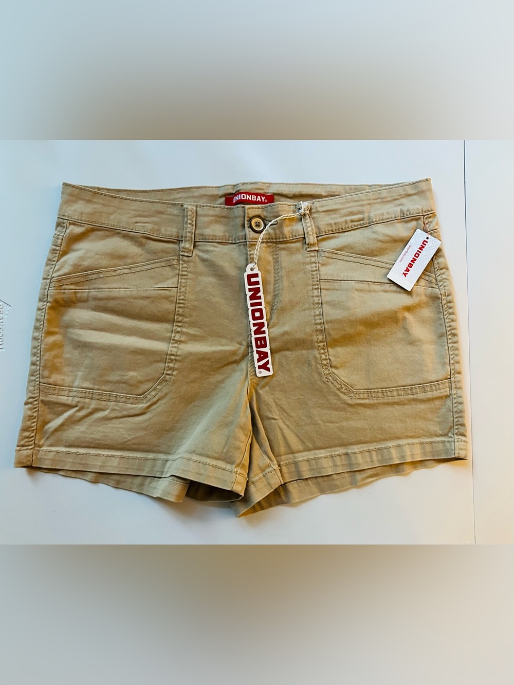 NEW! UNIONBAY High-Rise Khaki Shorts XL 4-inch Delaney Tan - Picture 2 of 9